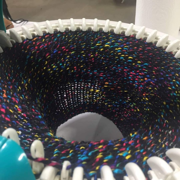 File:Knitting machine.jpg