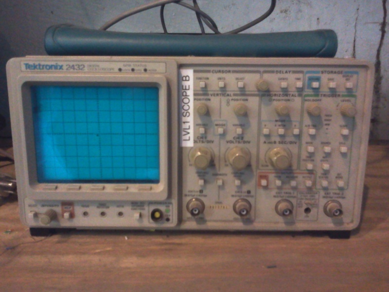 File:Tektronix2432Oscope.jpg